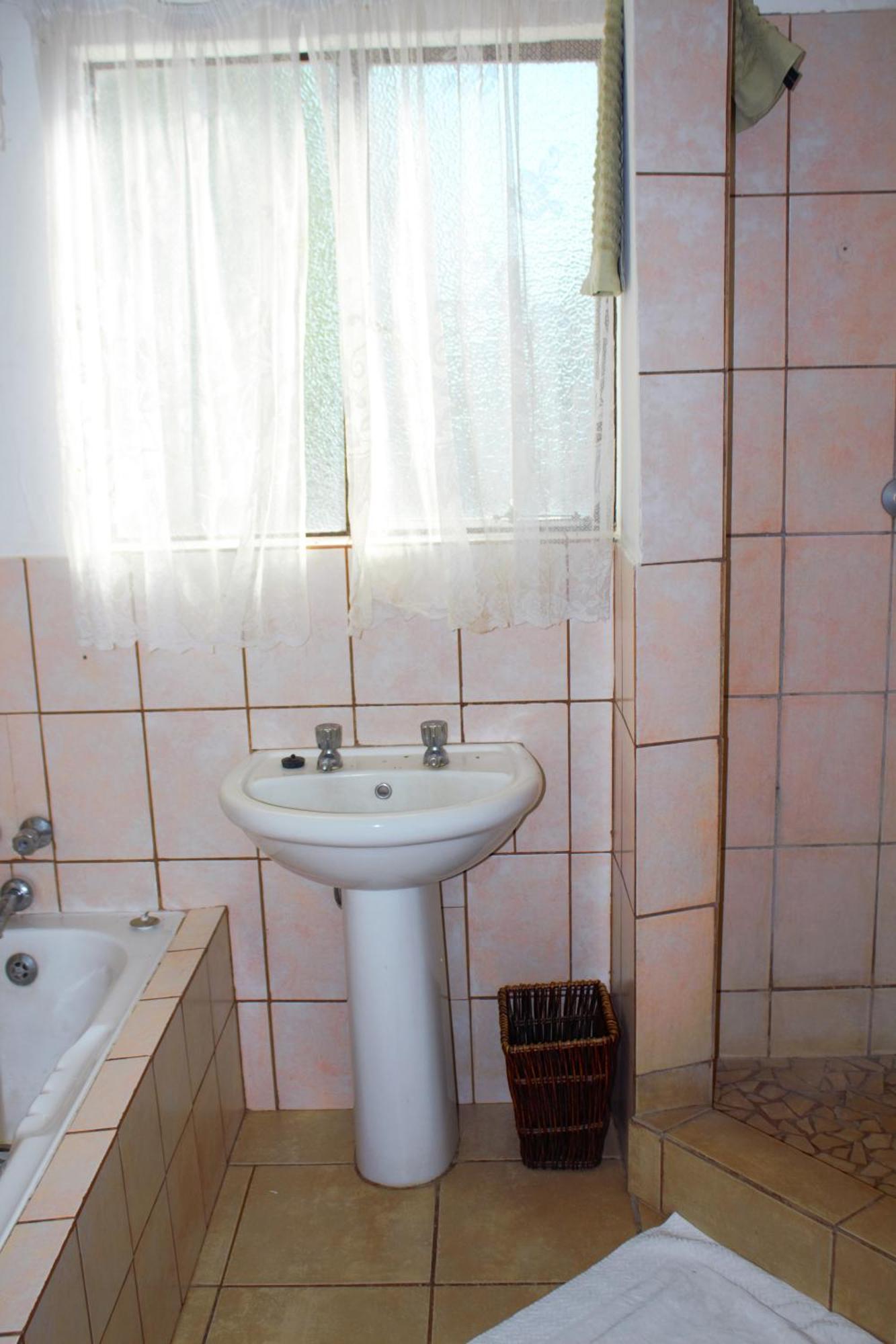 Ditsem Guest Farm Upington Eksteriør billede